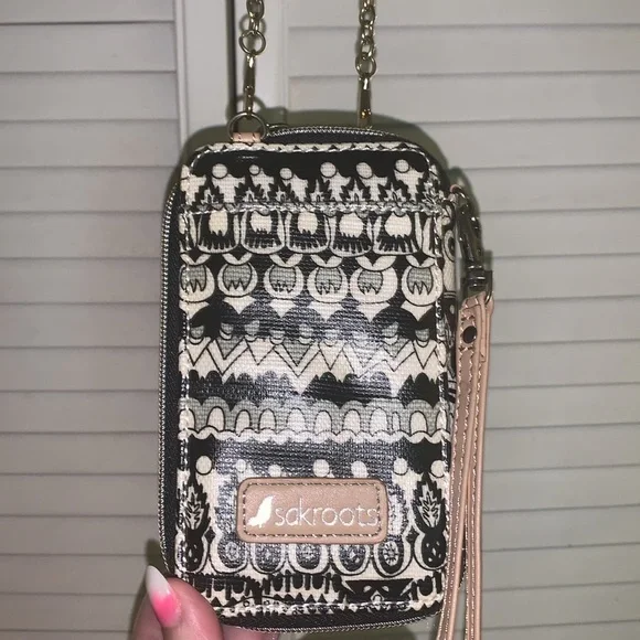 Sakroots crossbody/wallet/phone holder/wristlet - Picture 5 of 11